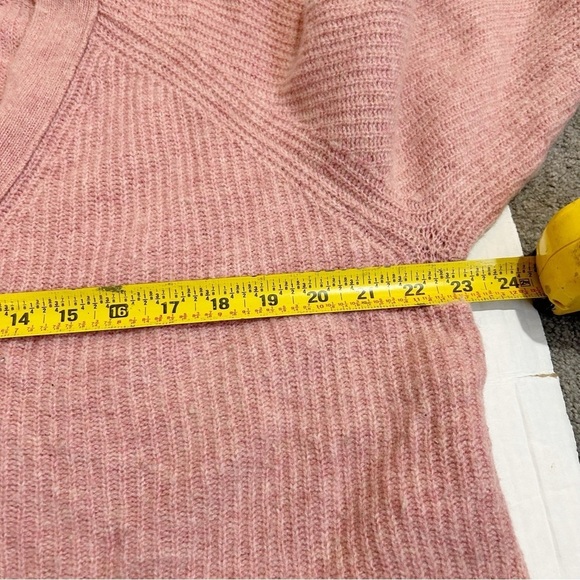 Madewell Ribbed Lyle Henley Size Medium Sweater Watermelon Sugar Pink Merino Woo - Picture 15 of 16